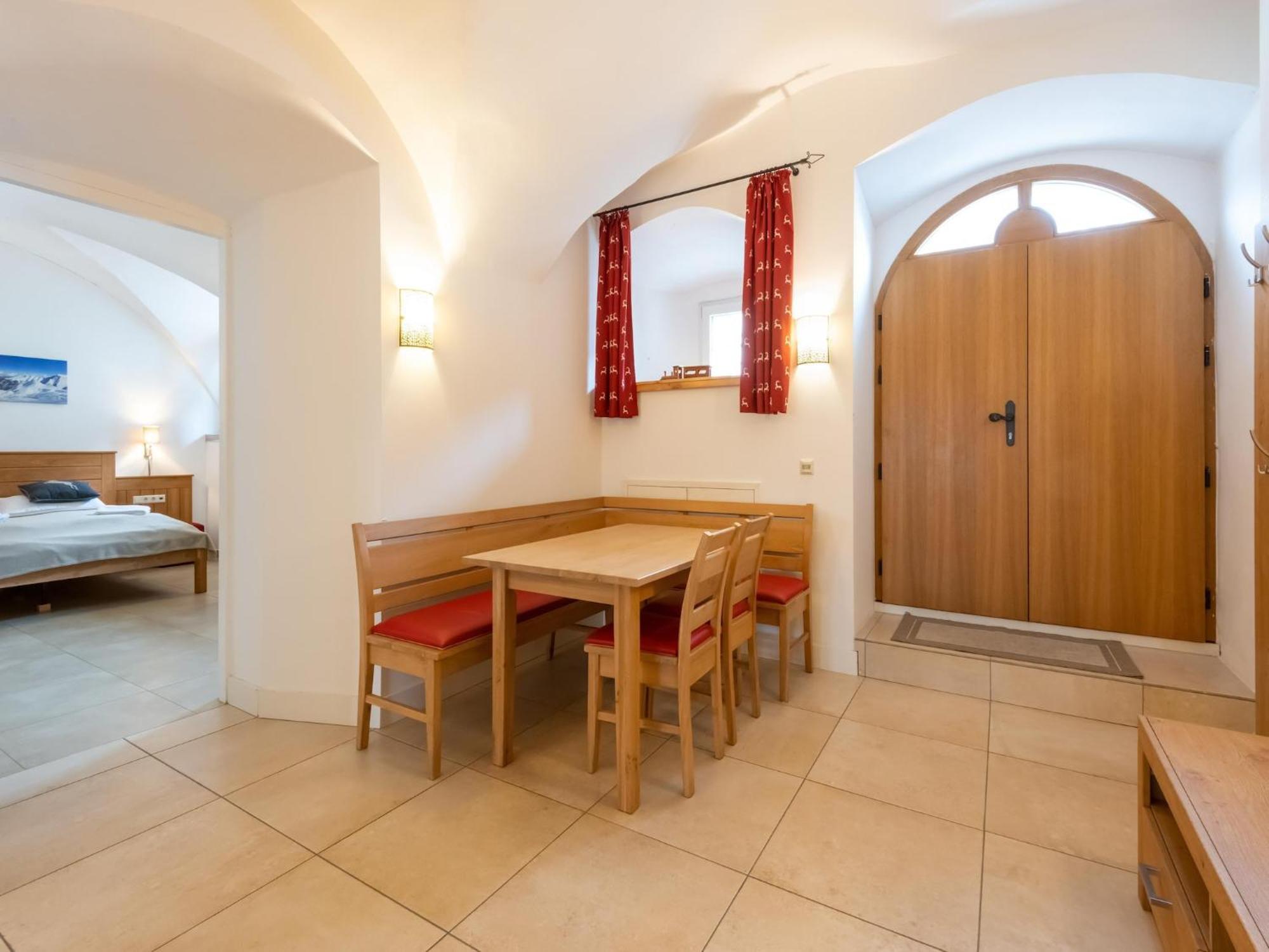 Casa vacanze Heritage In Near Area *
